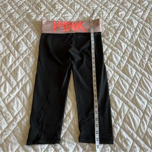 Victoria’s Secret Pink size Xs capri legging